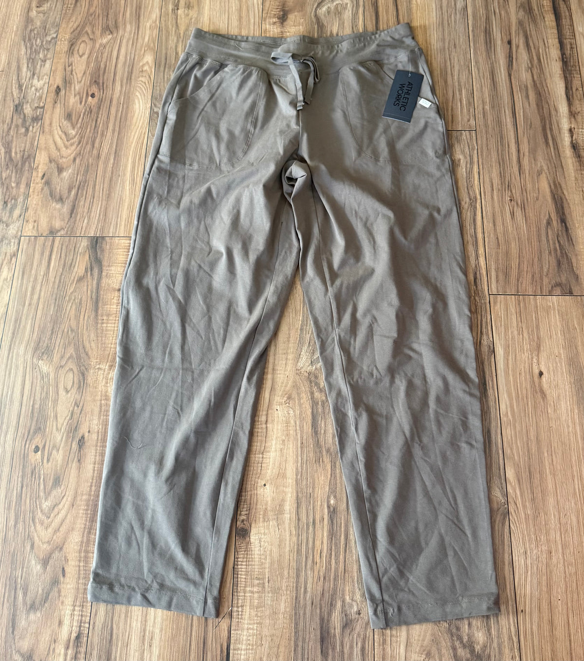 Nwt Athletic Works - large