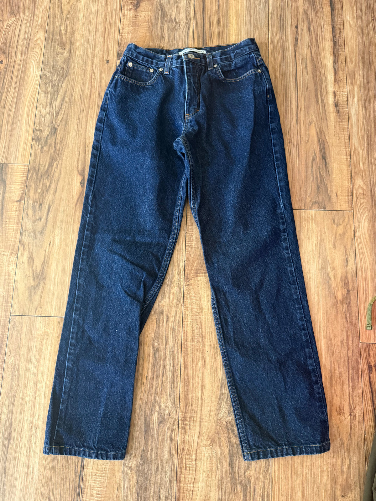 Tommy Hilfiger 8 - inseam 33