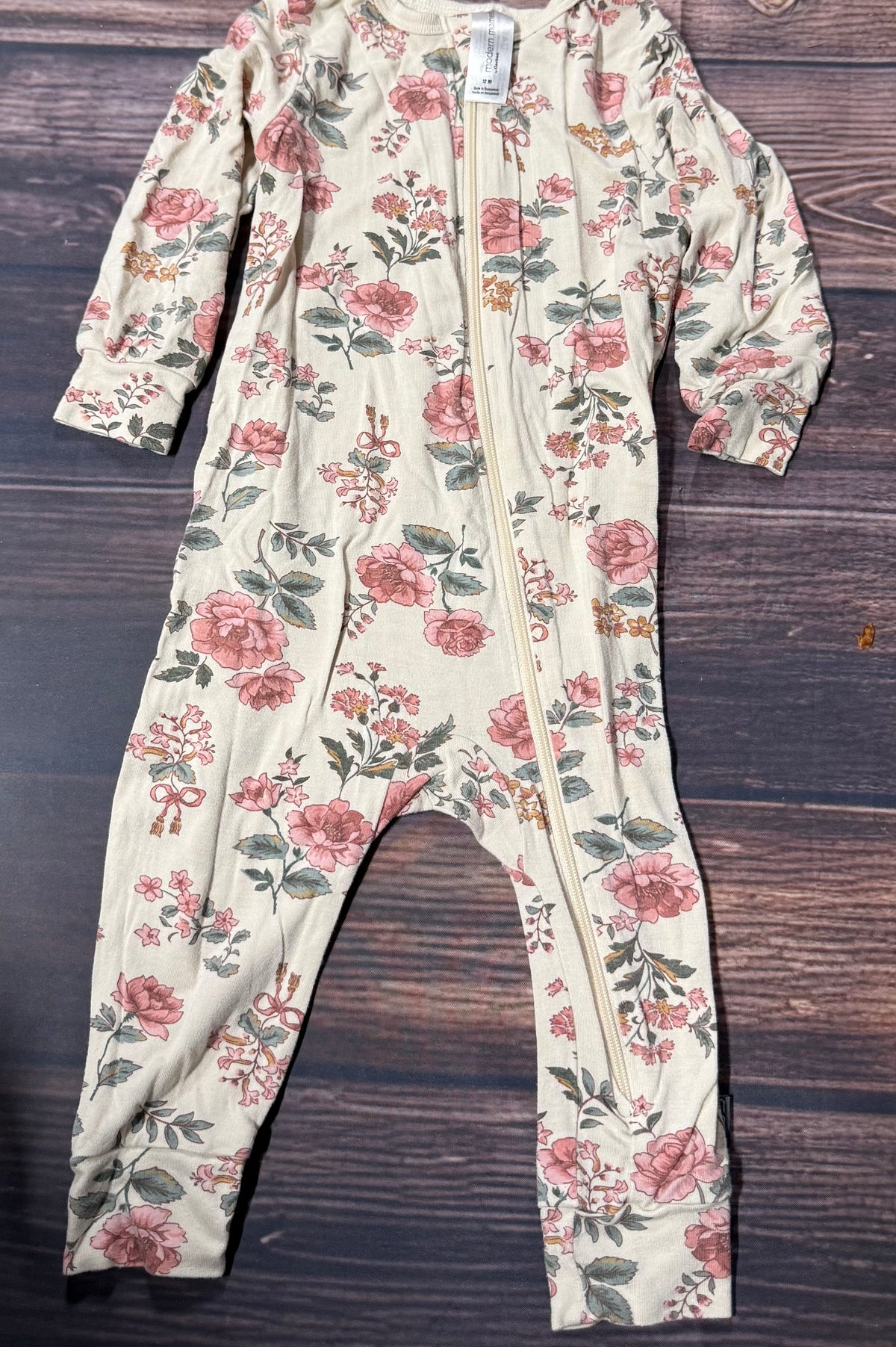 Modern Moments 12m bamboo