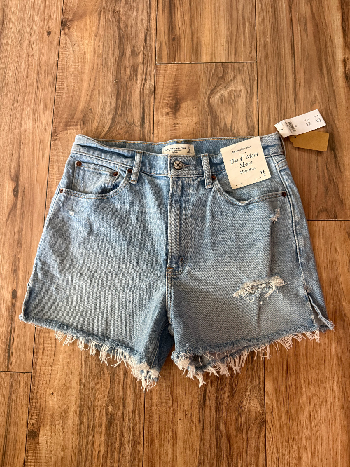 NWT Abercrombie & Fitch 28/6..retail $60