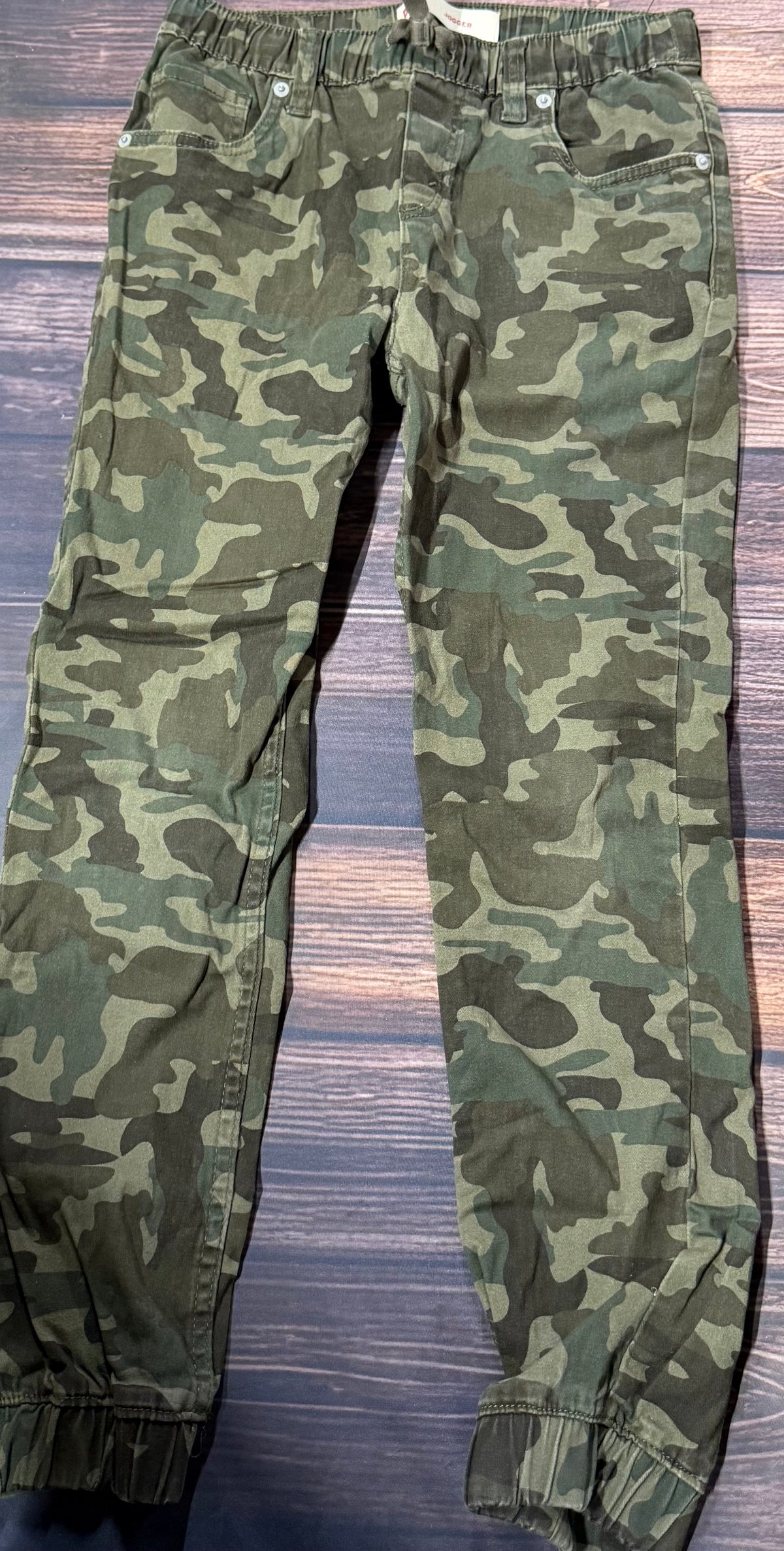 Levi’s 12 jogger