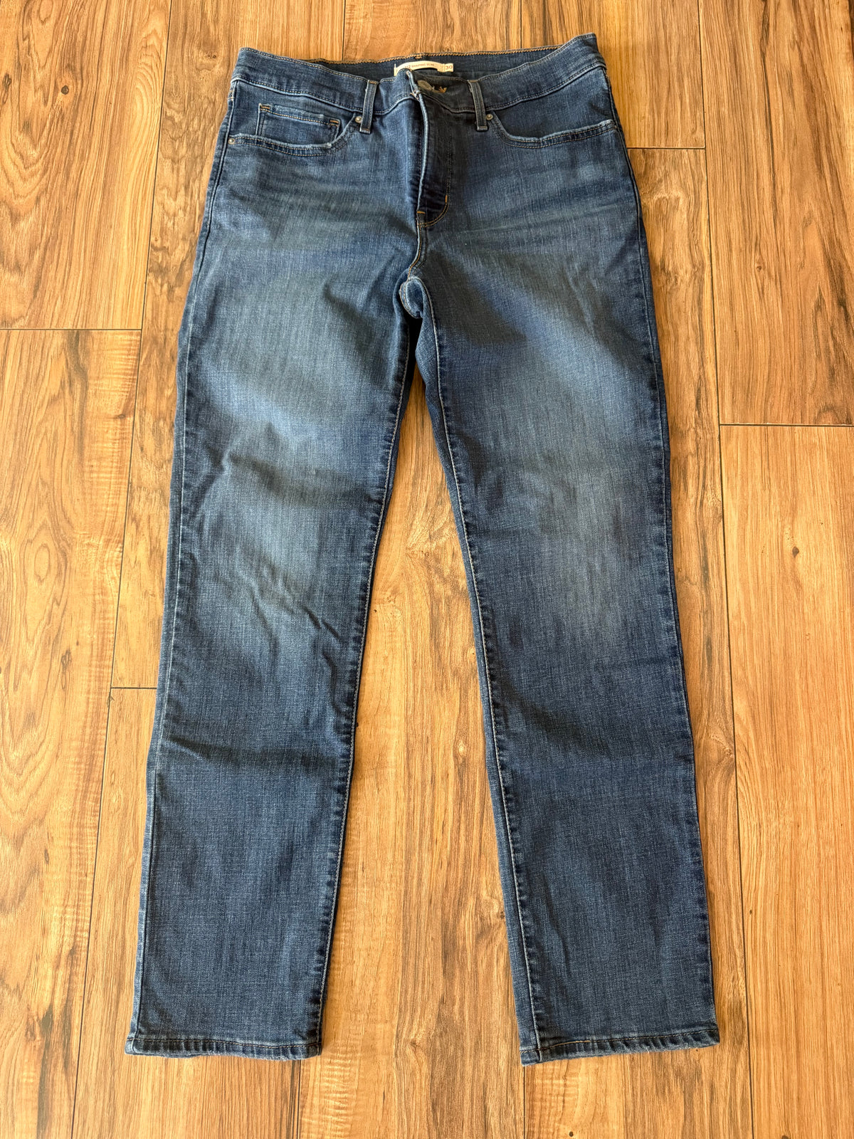 Levi Strauss size 30