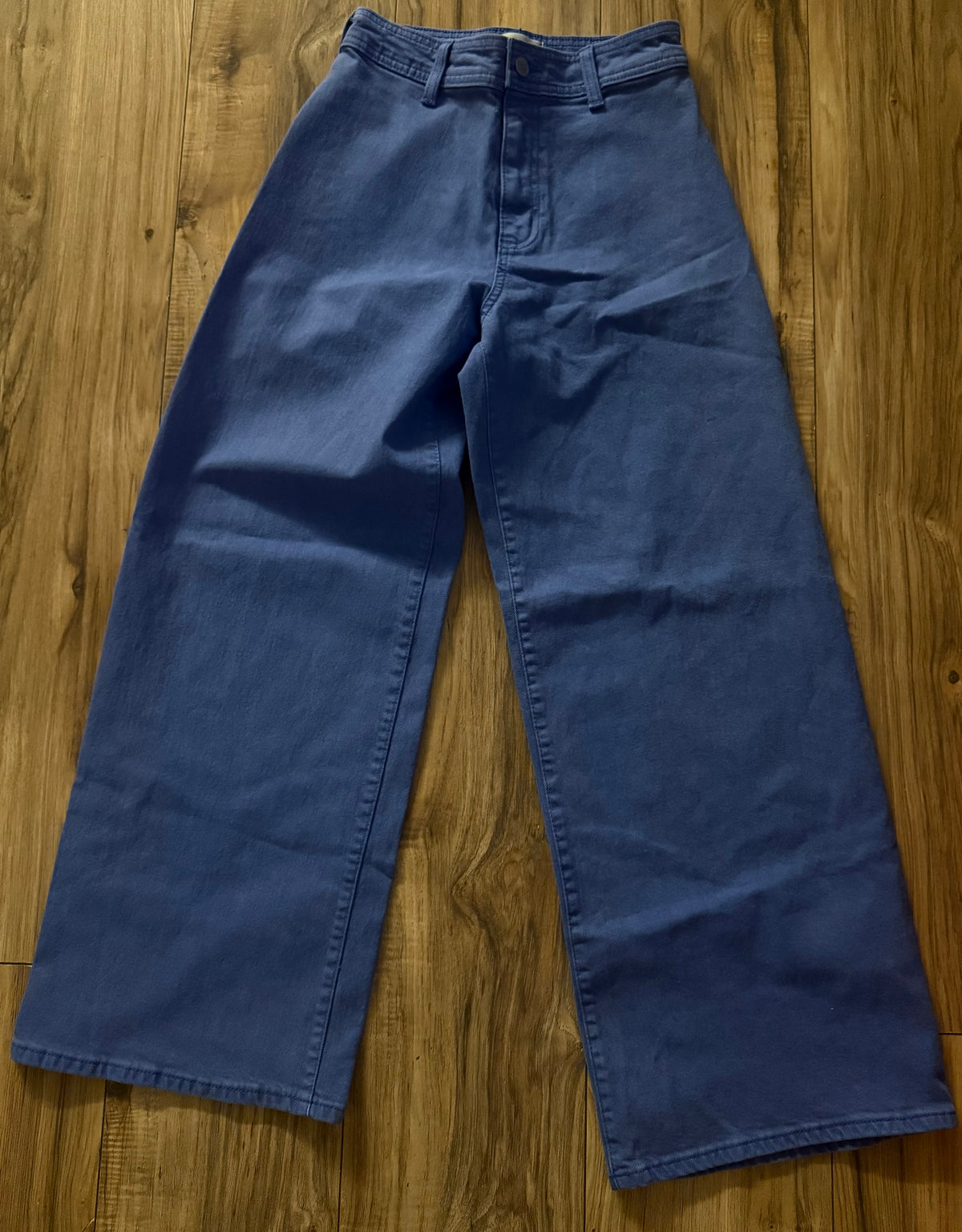 Universal Thread size 2 - sailor wide leg