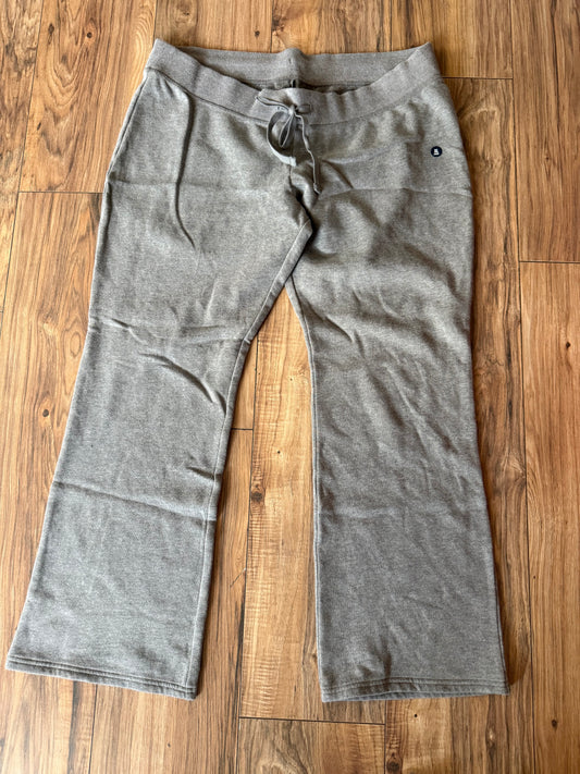 NWT Hollister XL short..retail $50