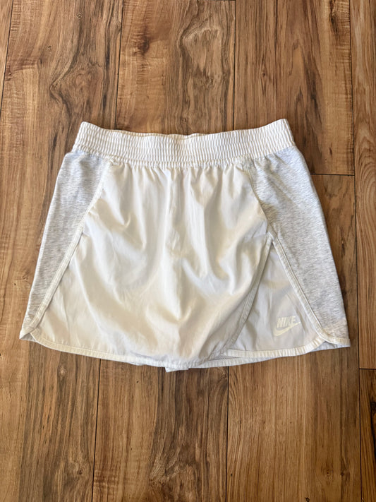 Nike small..skort