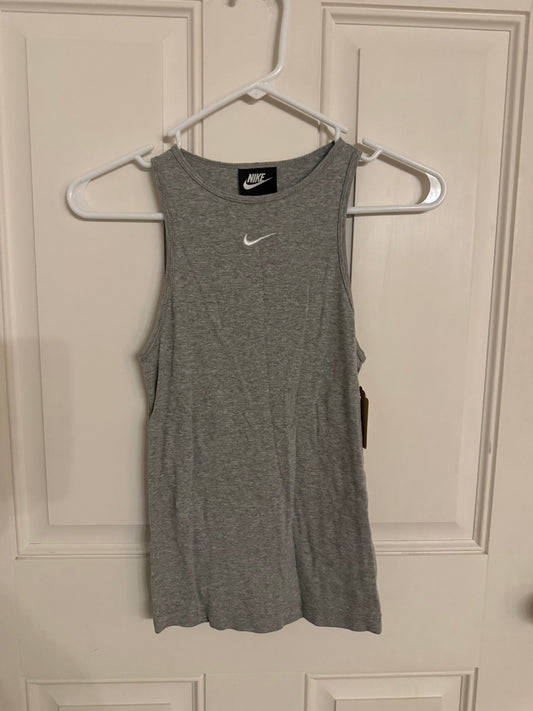 Nike XS