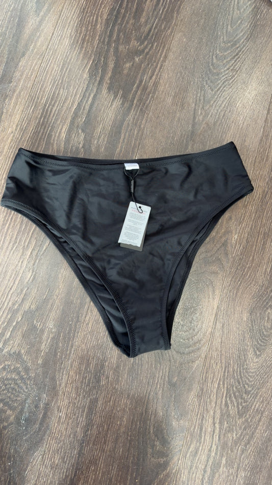 NWT Relleciga size large
