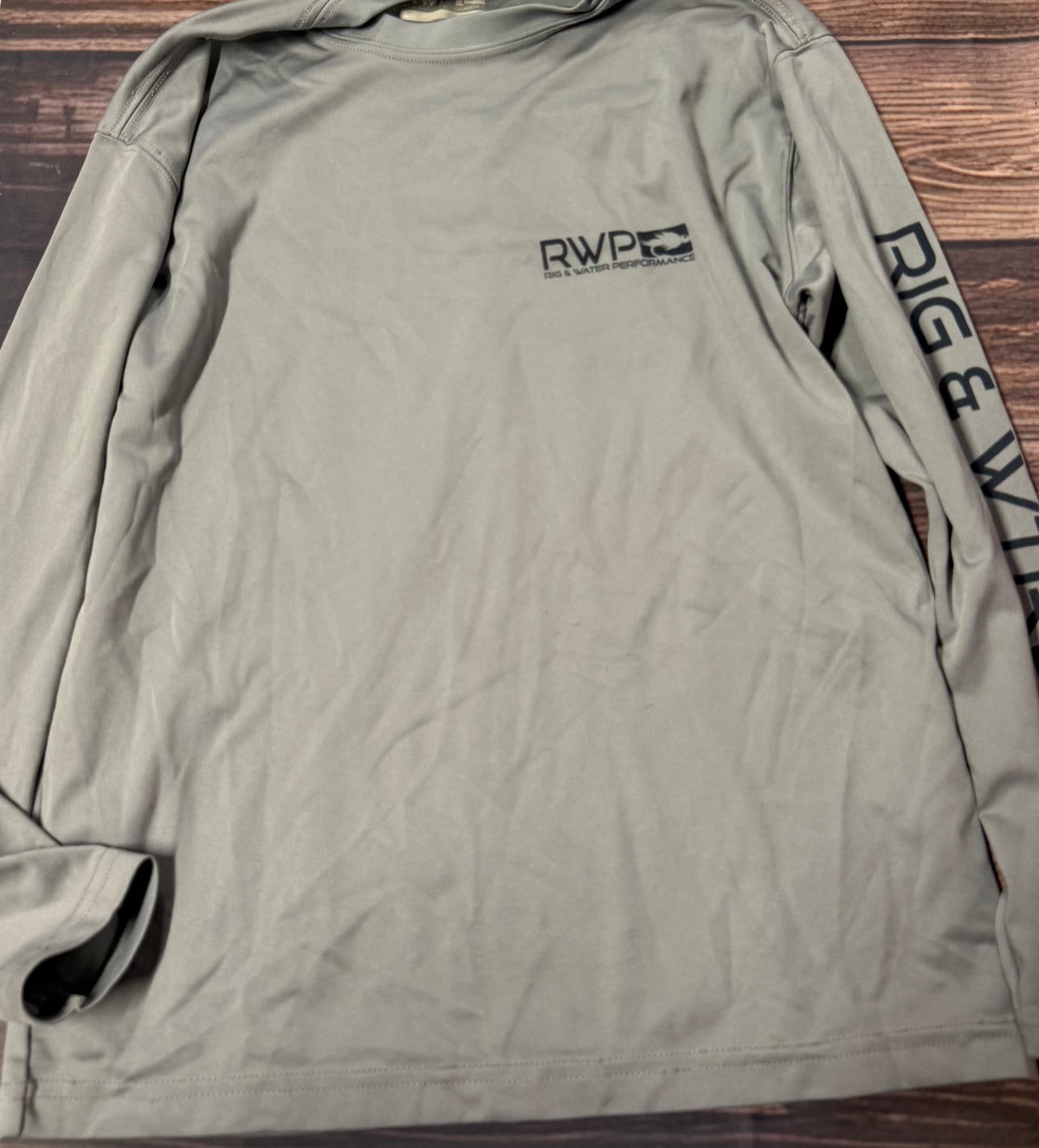 RWP youth large..back in second pic..small pilling on the front