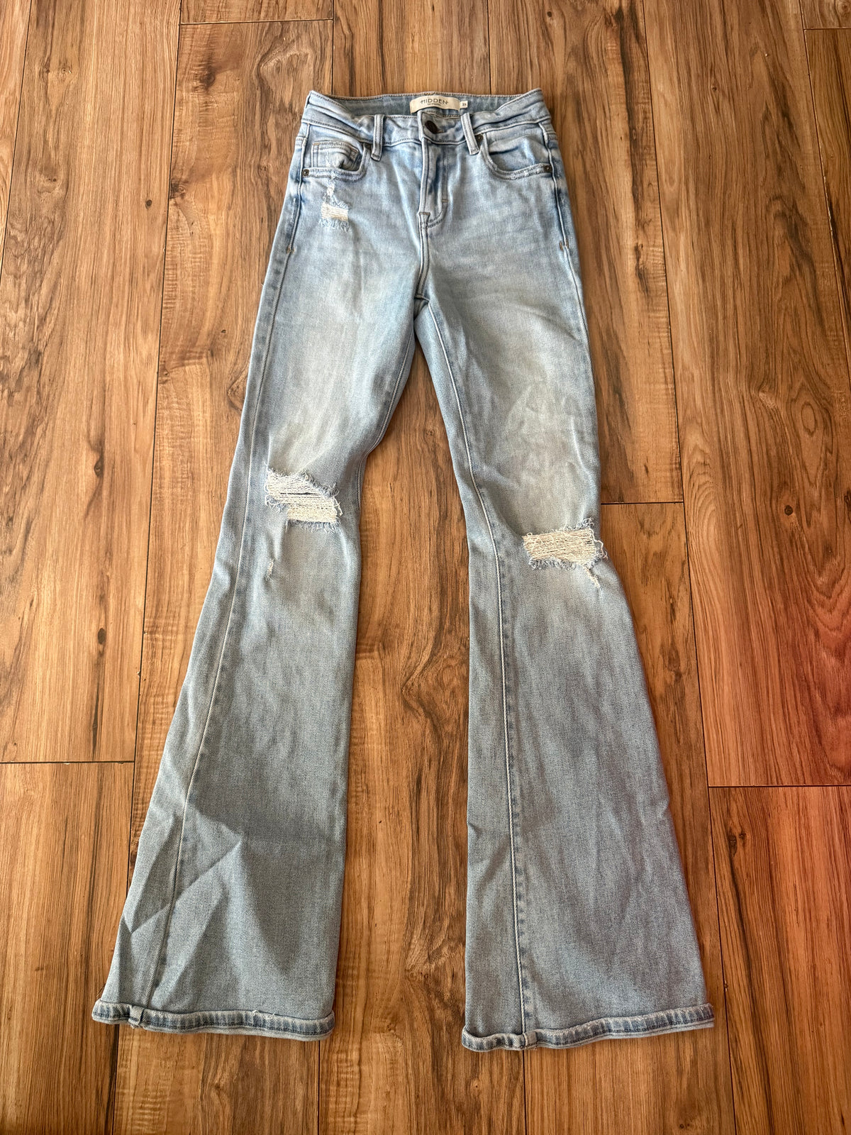 Hidden size 23