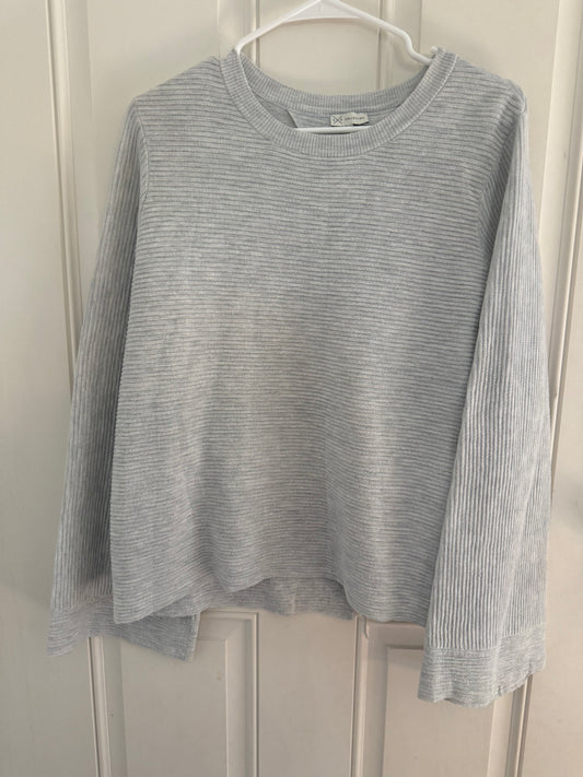 G F collection size large..cute back detail!