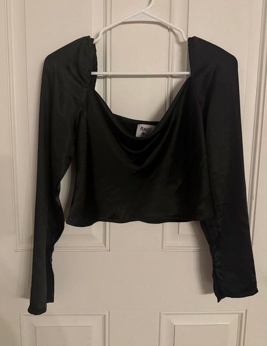 Princess Polly 6..cute slit sleeves