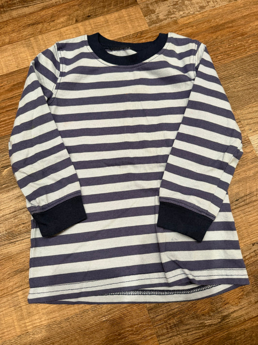 carters - size 2t * small spot
